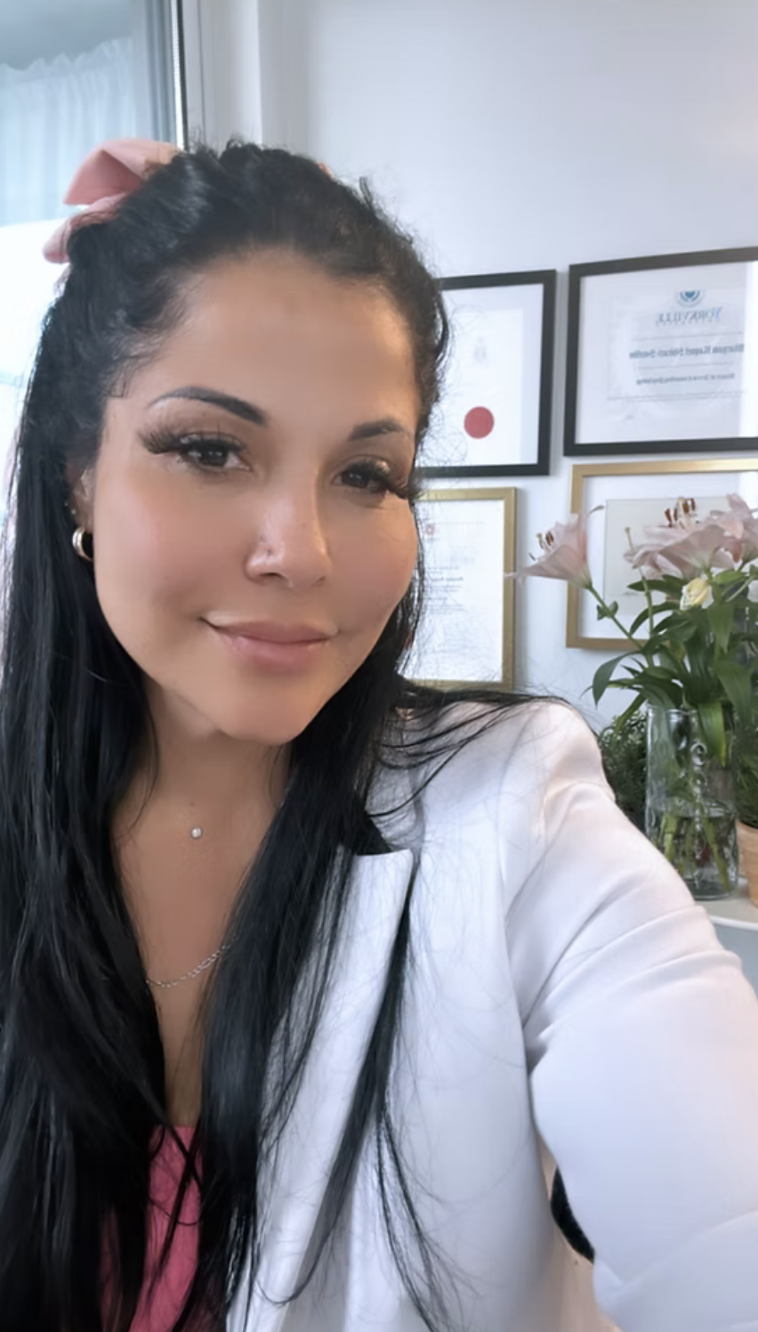 Maryam, a registered therapist at Soteldo