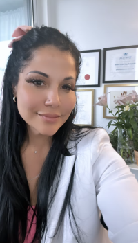 Maryam, a registered therapist at Soteldo